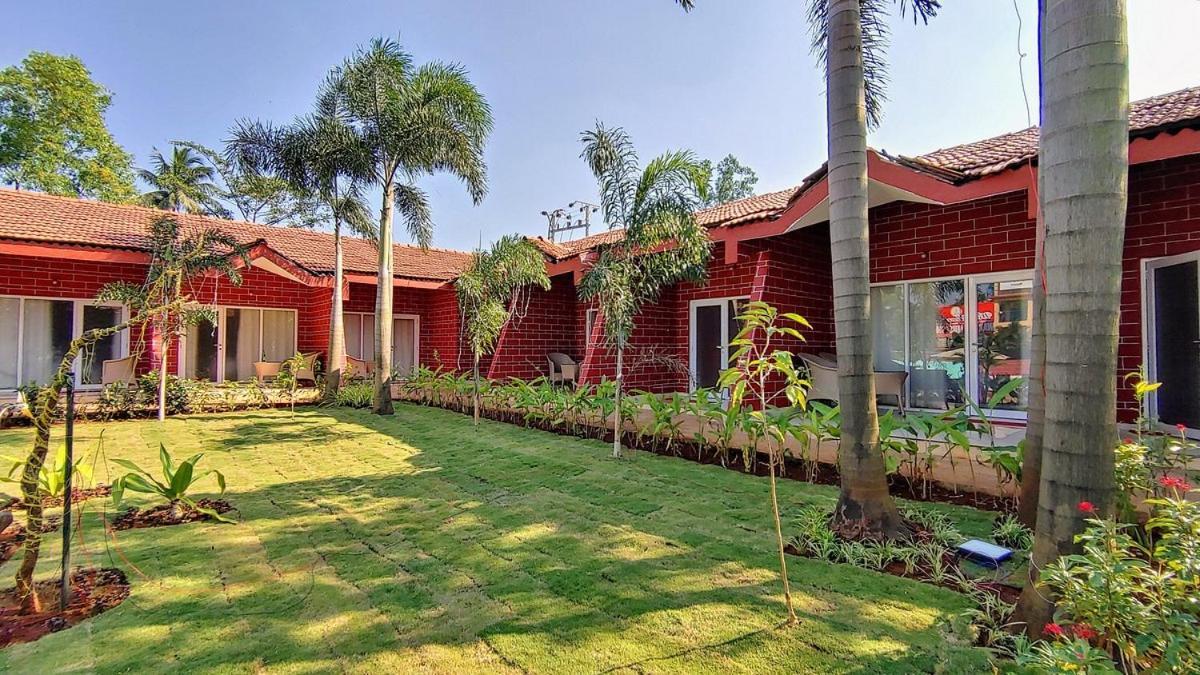 Whispering Woods Resort Lonavala Eksteriør bilde