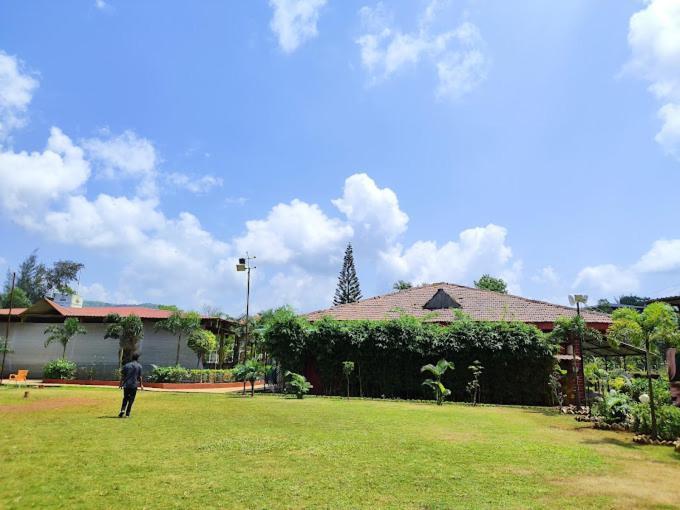 Whispering Woods Resort Lonavala Eksteriør bilde