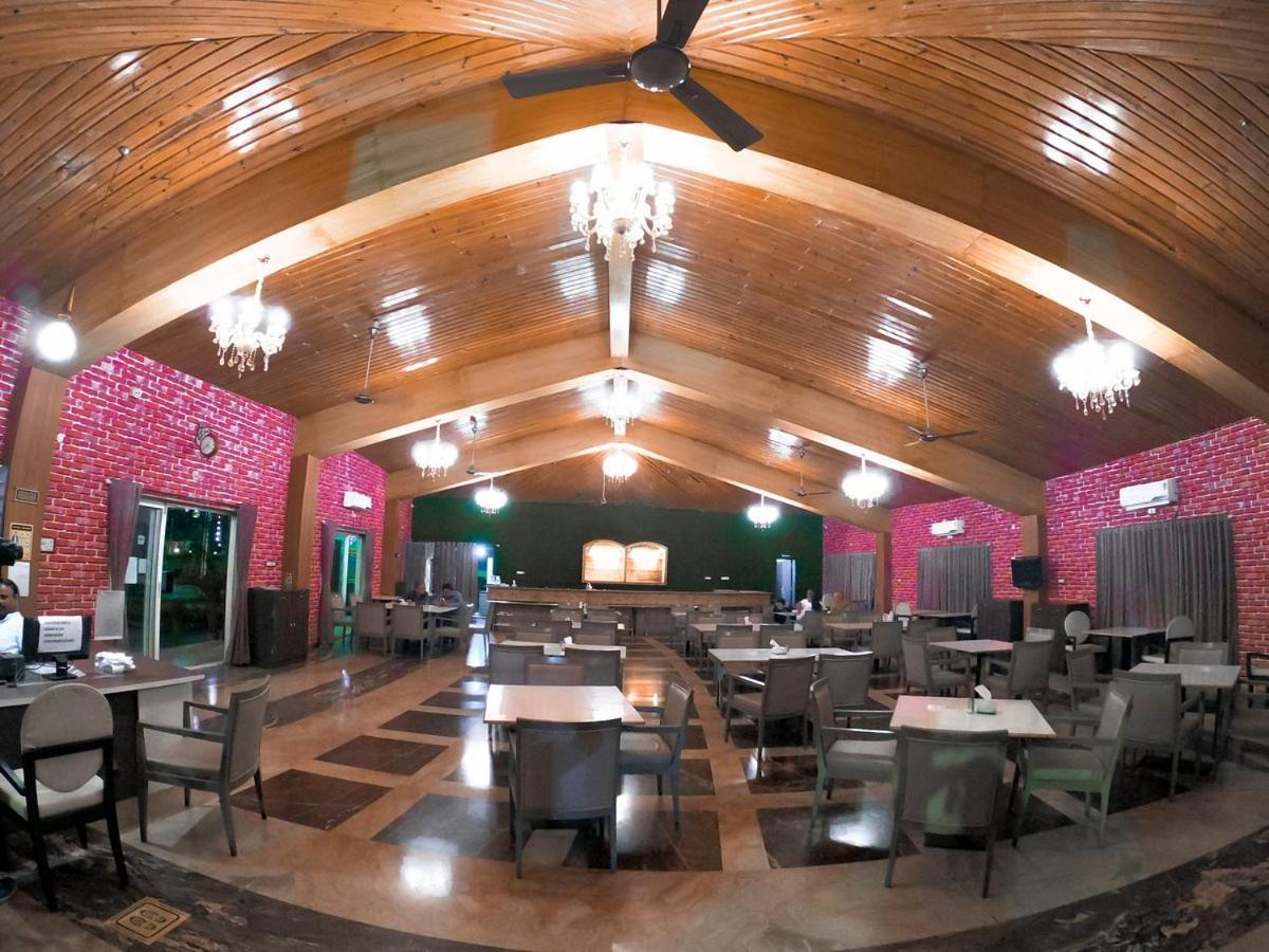 Whispering Woods Resort Lonavala Eksteriør bilde