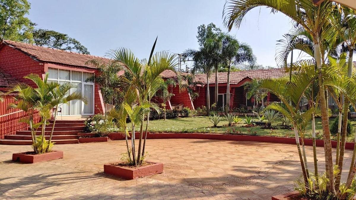 Whispering Woods Resort Lonavala Eksteriør bilde